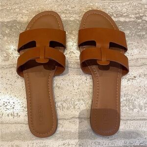 J. Crew Tan Cyprus Interlocking Sandals Slides